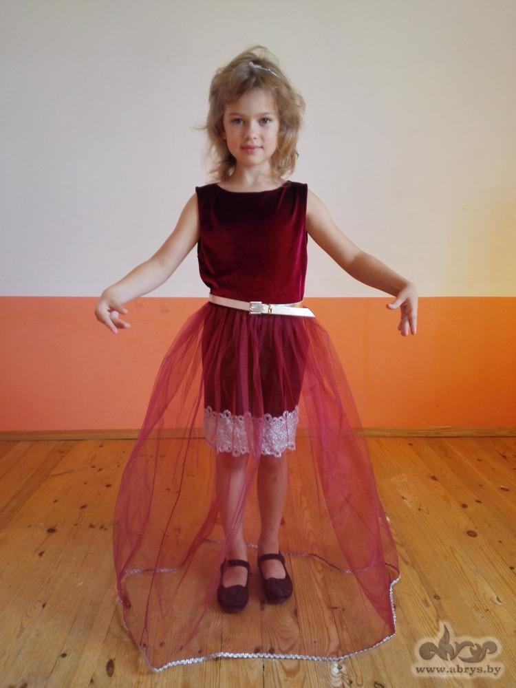 Костюмы для девочек - Платье нарядное бордовое